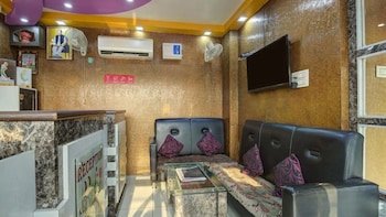 hotel mani international