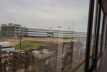 hotel mani international