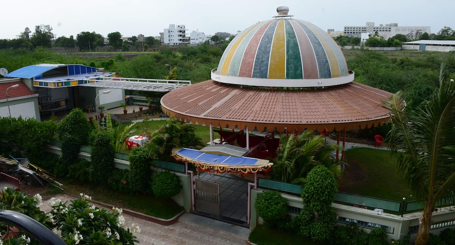 hotel pooja garden