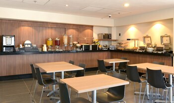 city express by marriott santiago aeropuerto chile