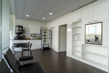 Los Lorentes Residences Bern Airport,Bern>>Belp,3 star