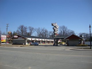 Pinconning Trail Inn Motel,Essexville>>Auburn,2.5 star
