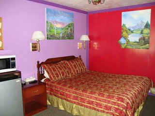 Pinconning Trail Inn Motel,Essexville>>Auburn,2.5 star