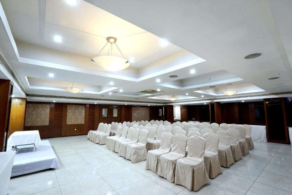 hotel geetha regency