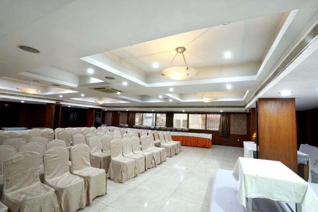 hotel geetha regency