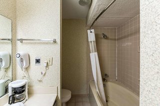 Rodeway Inn & Suites,South Carolina>>Orangeburg,2 star