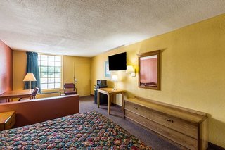Rodeway Inn & Suites,South Carolina>>Orangeburg,2 star