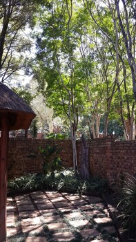 khaya africa guesthouse and spa
