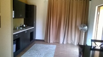 khaya africa guesthouse and spa