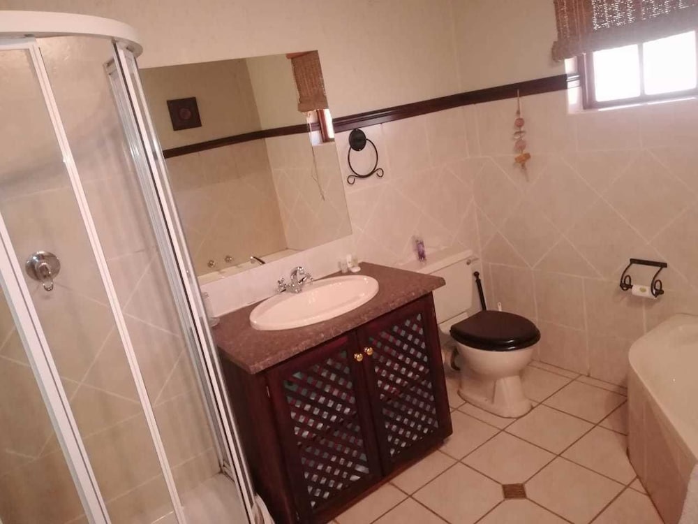 khaya africa guesthouse and spa