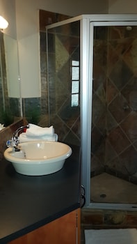 khaya africa guesthouse and spa