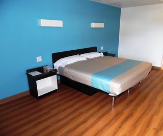 Motel 6 Fort Worth, Tx - Convention Center,Near Billy Bob's Texas,2 star