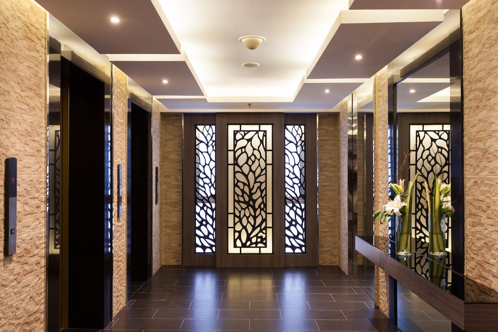 grand 5 hotel and plaza sukhumvit bangkok