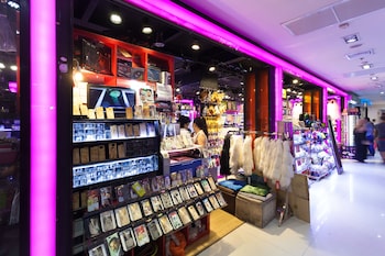 grand 5 hotel and plaza sukhumvit bangkok
