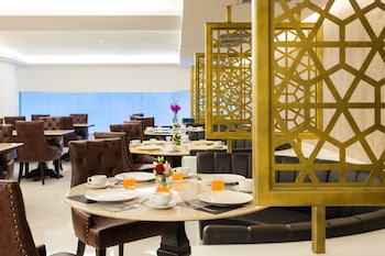 grand 5 hotel and plaza sukhumvit bangkok