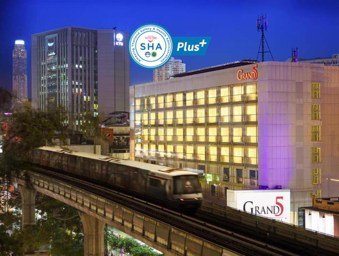 grand 5 hotel and plaza sukhumvit bangkok