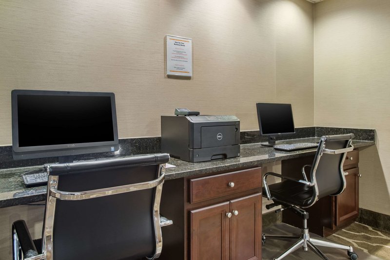 comfort suites bethlehem near lehigh university and lvi airport