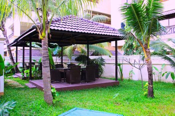 bali resort and apartment