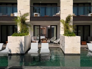 Unico 20 87,On The Beach,5 star