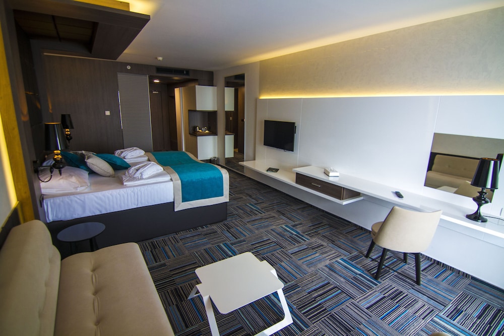 hotel hills congress and termal spa resort