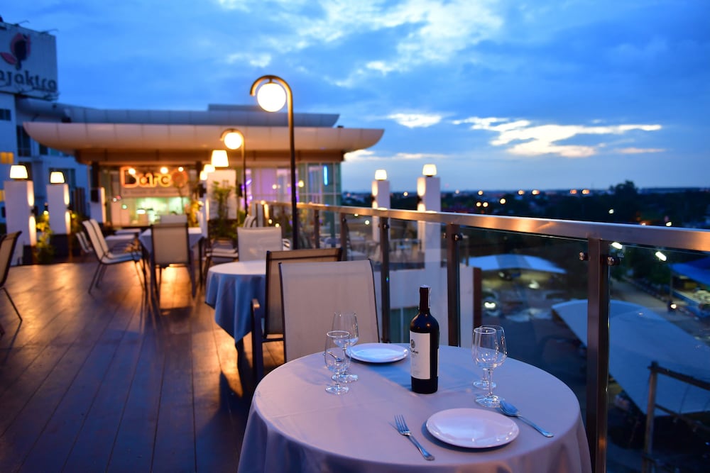 prajaktra design hotel