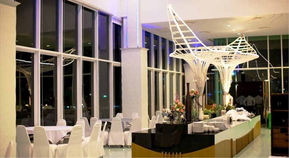 prajaktra design hotel