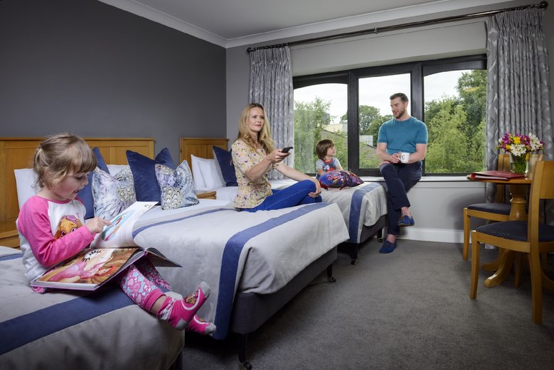 the gleneagle apartments