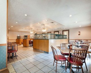 Rodeway Inn,Oak Hill>>Jasper,2 star