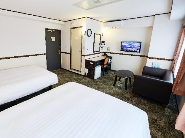 toyoko inn osaka itami kuko