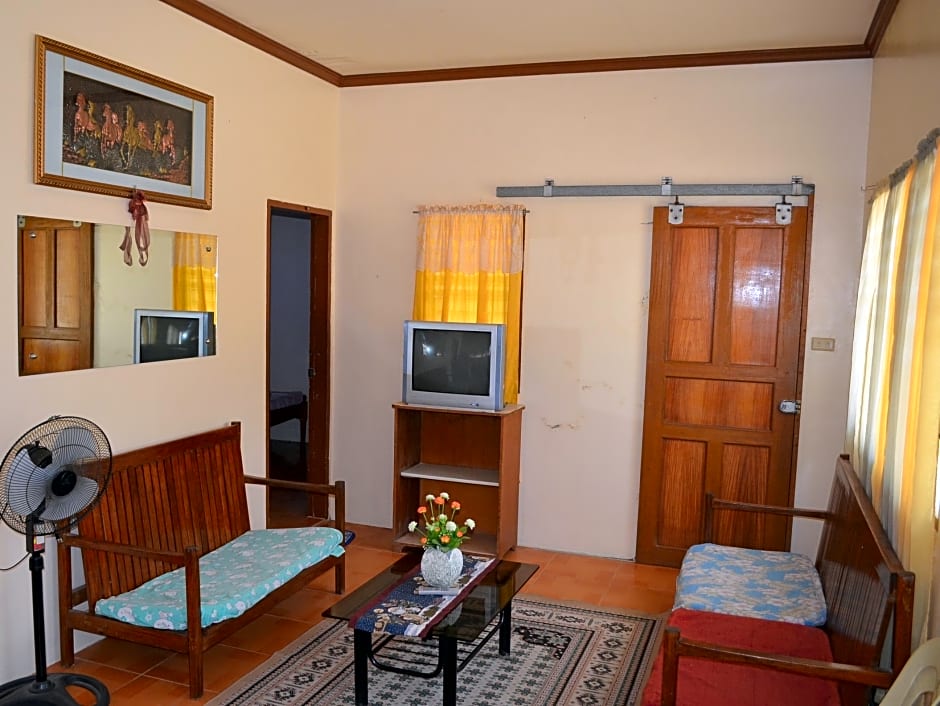 white beach hotel bar and restaurant