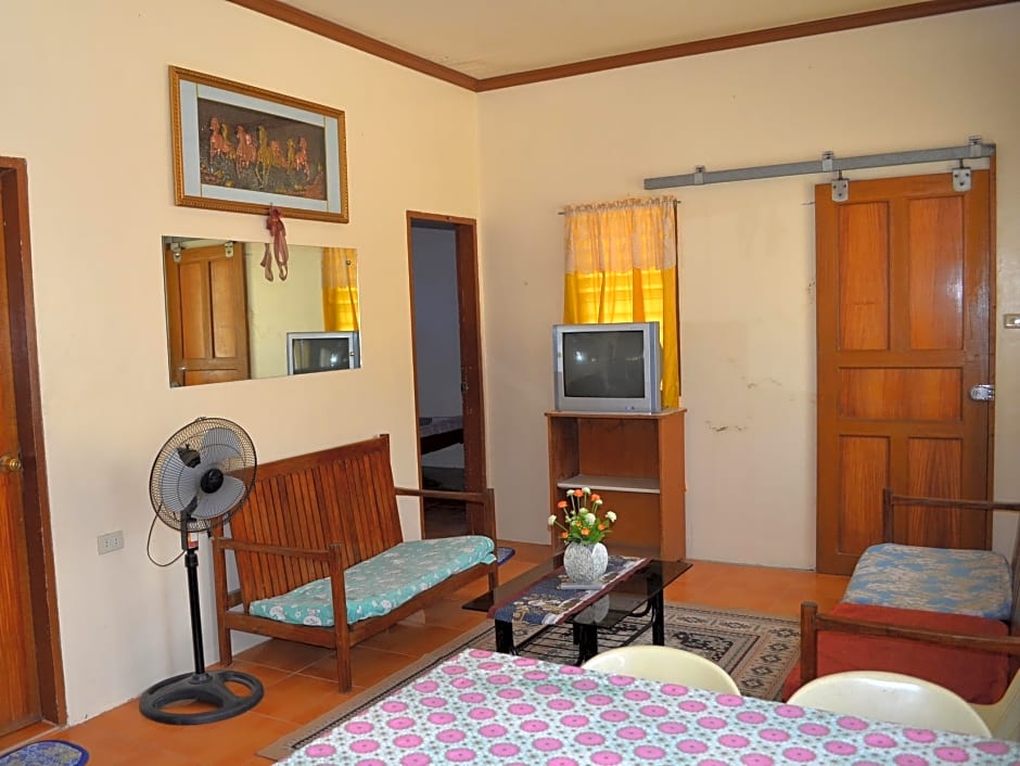 white beach hotel bar and restaurant