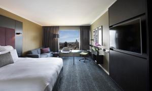Pullman Sydney Hyde Park,36 College Street,5 star