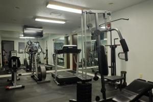 quality inn and suites woodstock near lake geneva