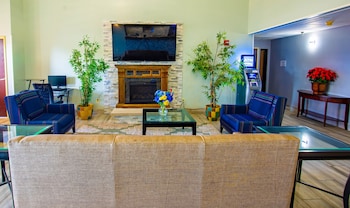 quality inn and suites woodstock near lake geneva