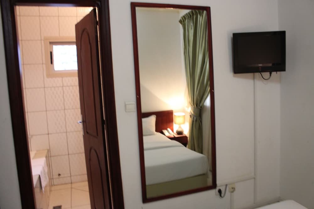 Micotel Hotel,Edea>>Douala,3 star
