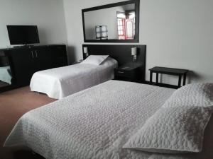 Hotel Del Parque,Medellin>>La Ceja,3 star