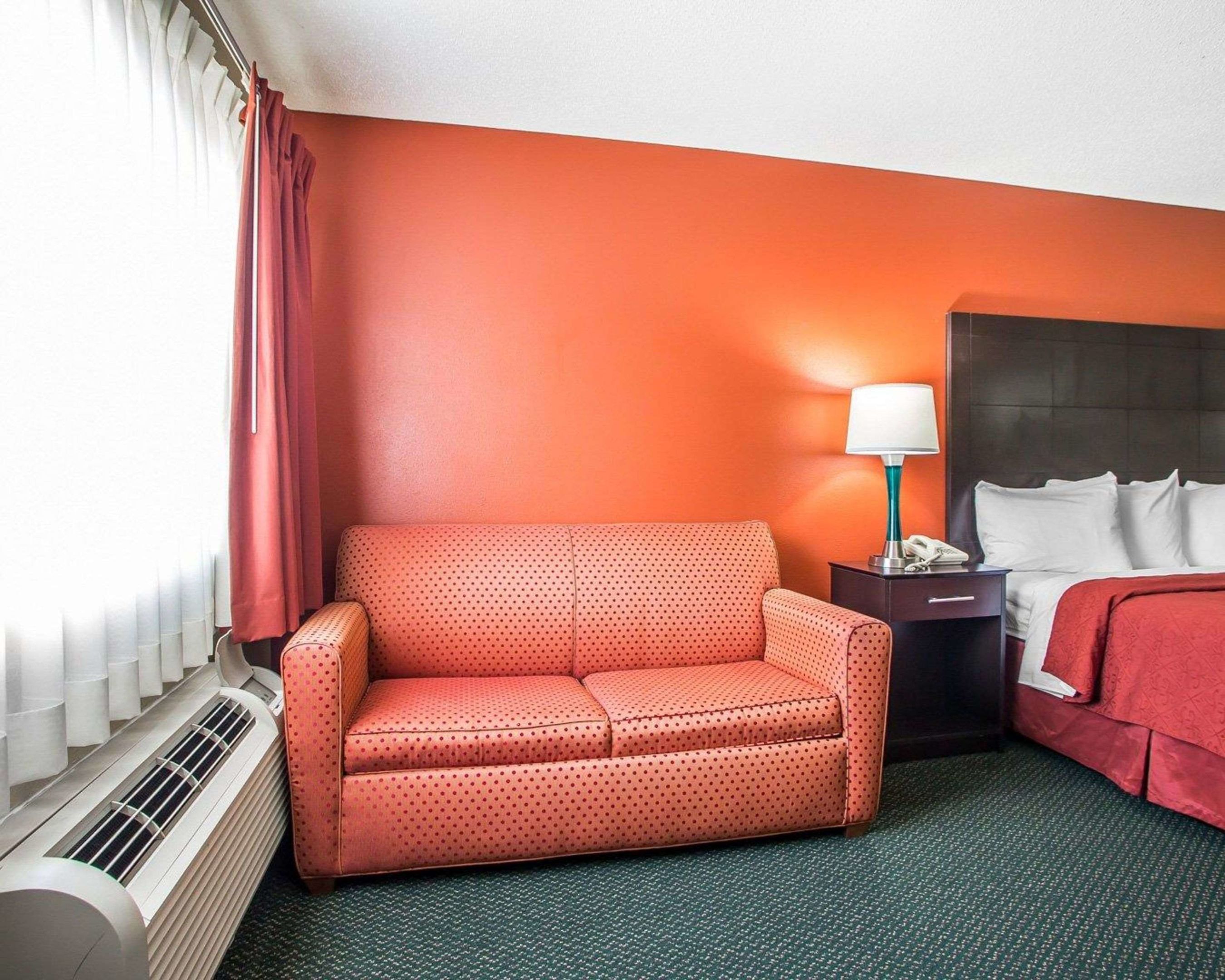 quality inn morton at i 74