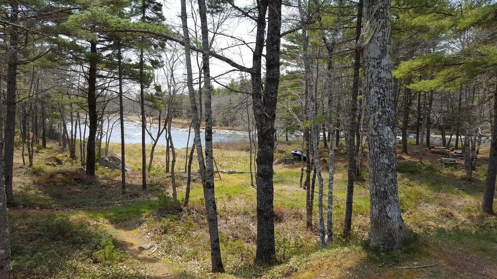 Roseway River Cottages,,3 star