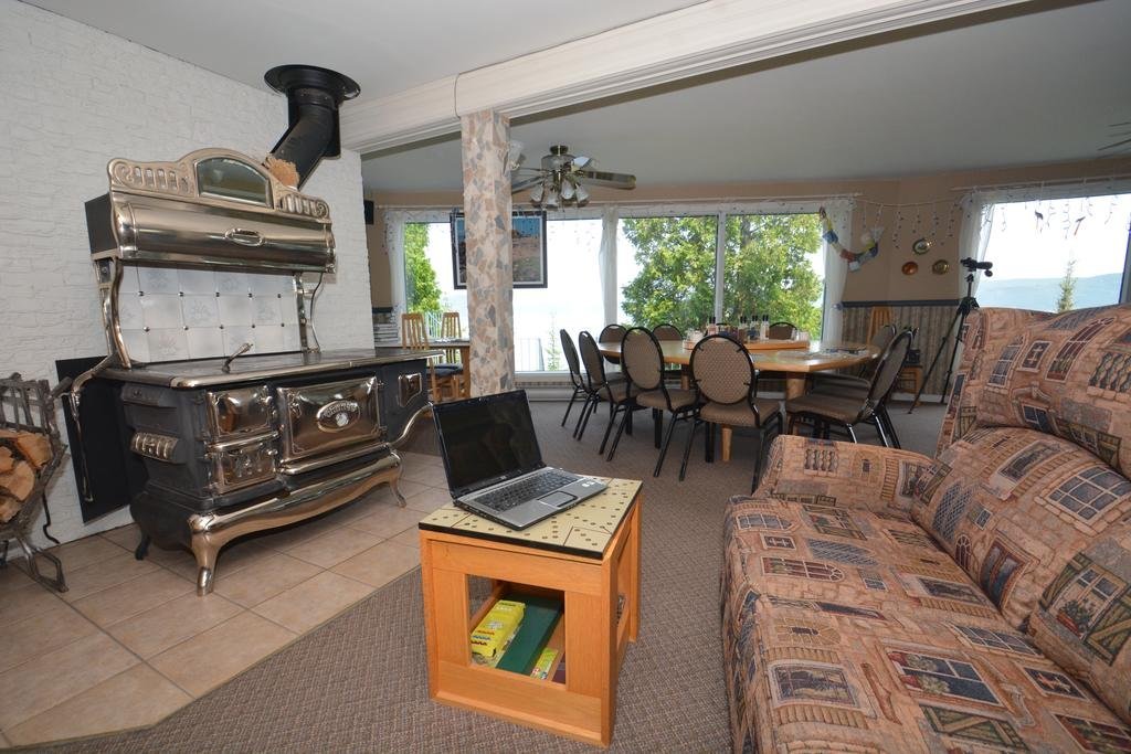 auberge de la riviere saguenay