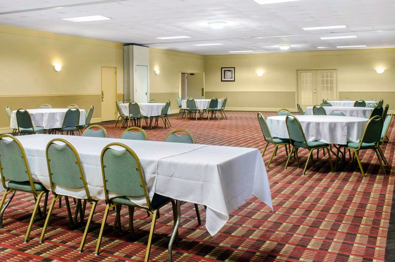 quality inn university area
