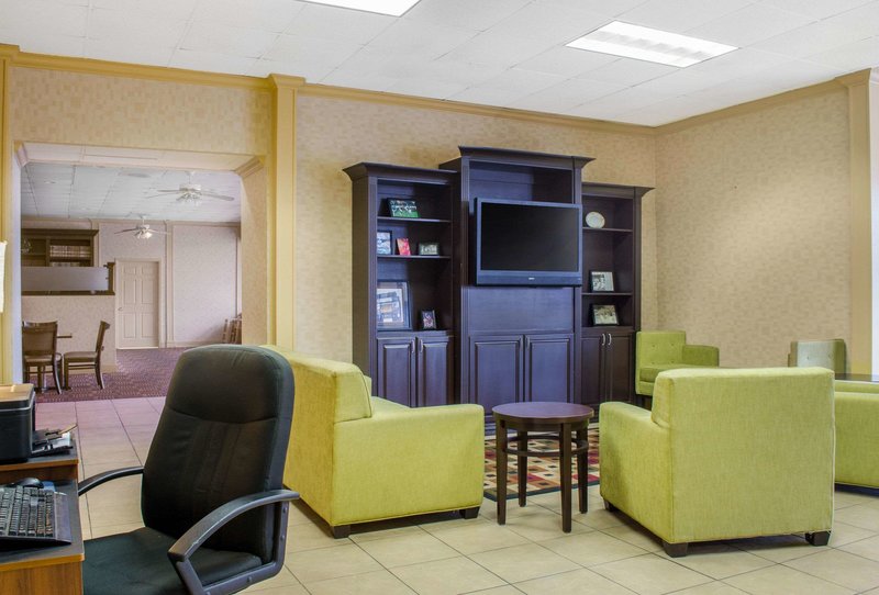 quality inn university area