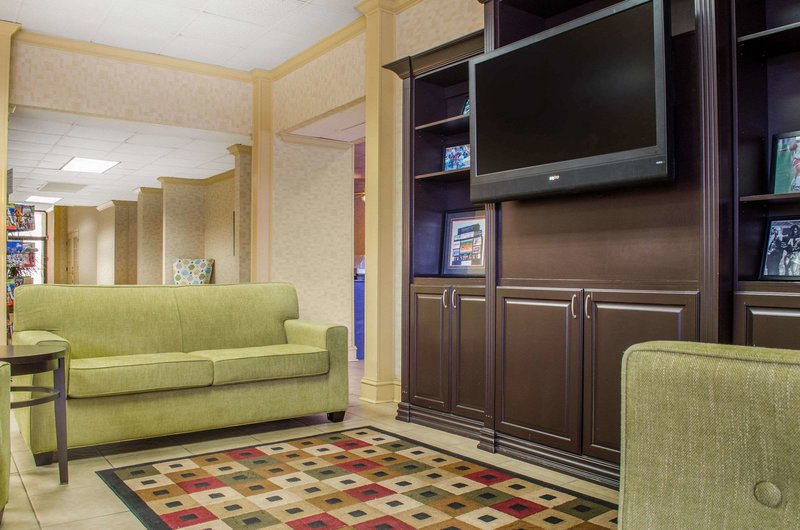 quality inn university area