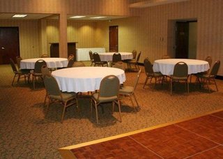 Quality Inn & Suites Tarpon Springs South,Anona>>Anclote Key Preserve State Park,3 star