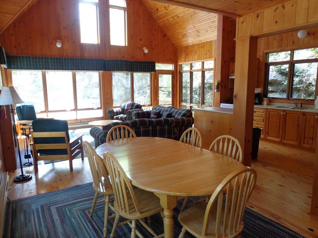 port cunnington lodge