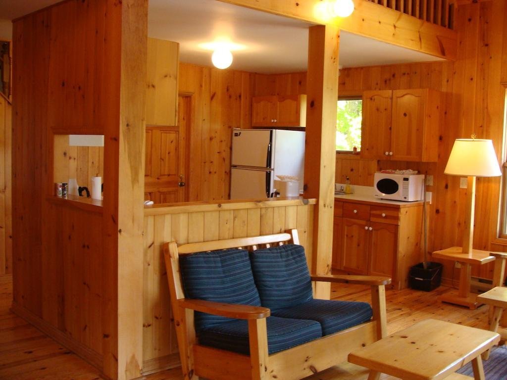 port cunnington lodge