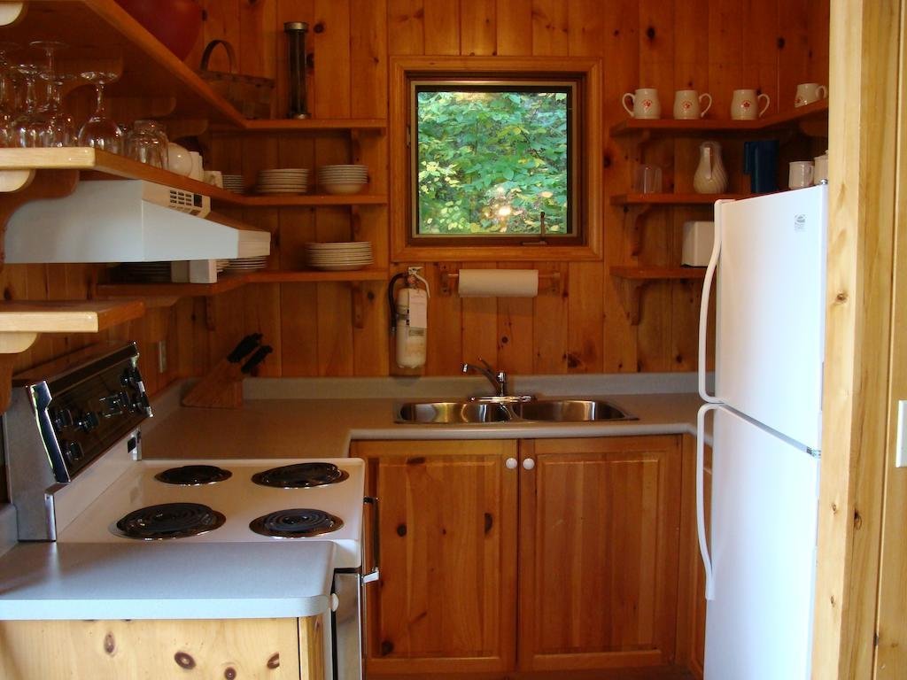 port cunnington lodge