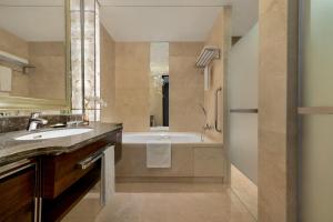 Shangri-La Hefei,Hefei>>Chaohu,5 star