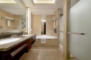 Shangri-La Hefei,Hefei>>Chaohu,5 star