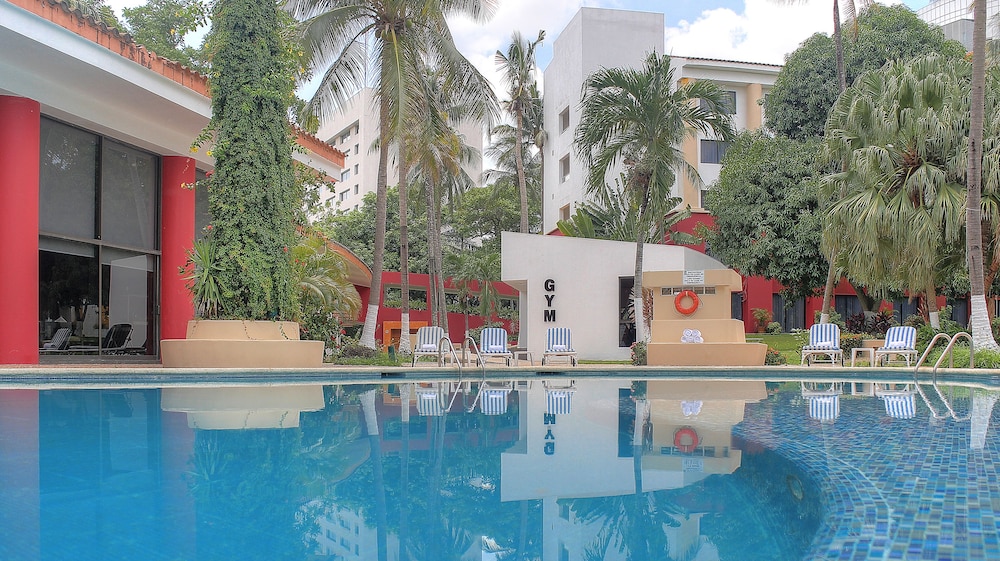 fiesta inn villahermosa cencali