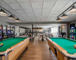 Ramada By Wyndham Whitecourt,Alberta>>Whitecourt,3 star